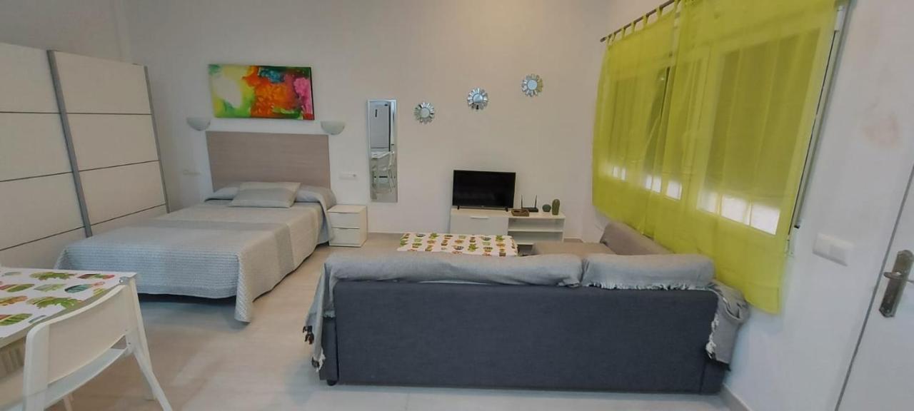 La Paloma Apartment Малага Екстериор снимка